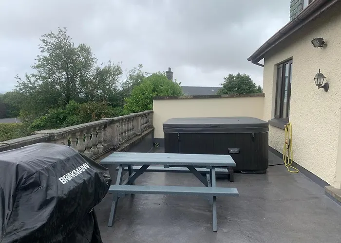 Wyndcliffe * Grange-over-Sands