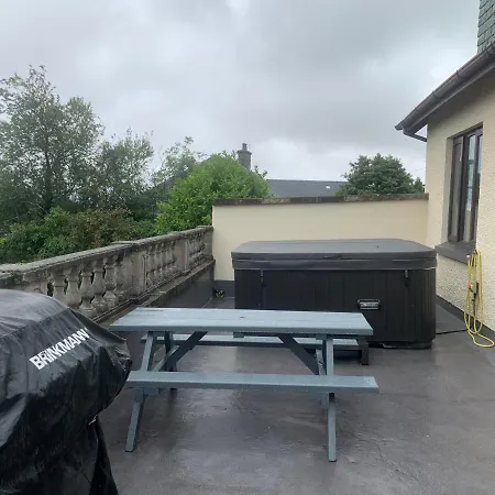 Wyndcliffe * Grange-over-Sands